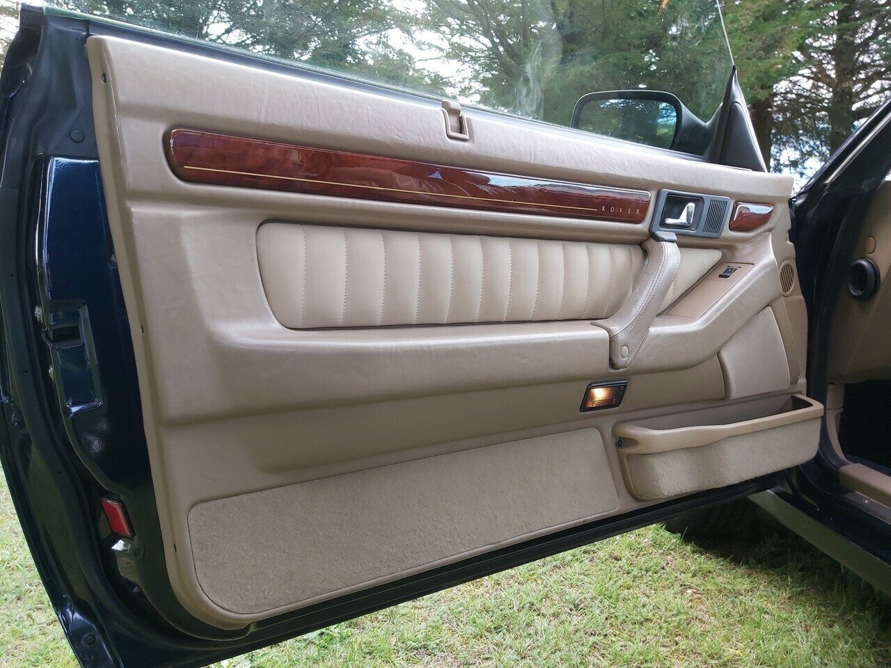 1997 ROVER 825 AUTOMATIC 2D COUPE
