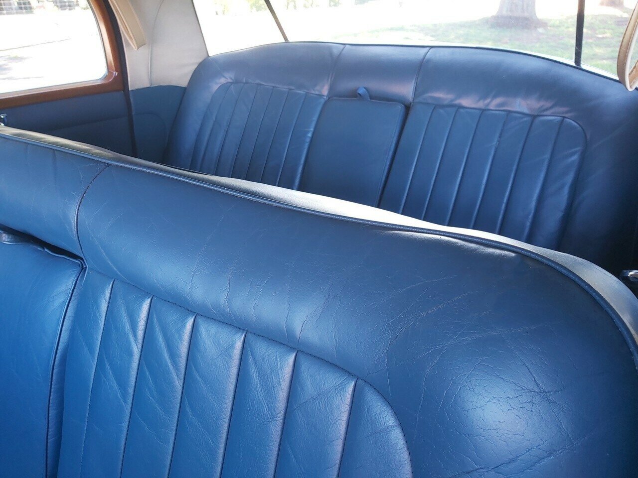 1964 ROVER P4 110 4 SP MANUAL 4D SEDAN