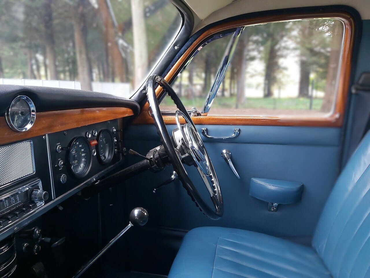 1964 ROVER P4 110 4 SP MANUAL 4D SEDAN