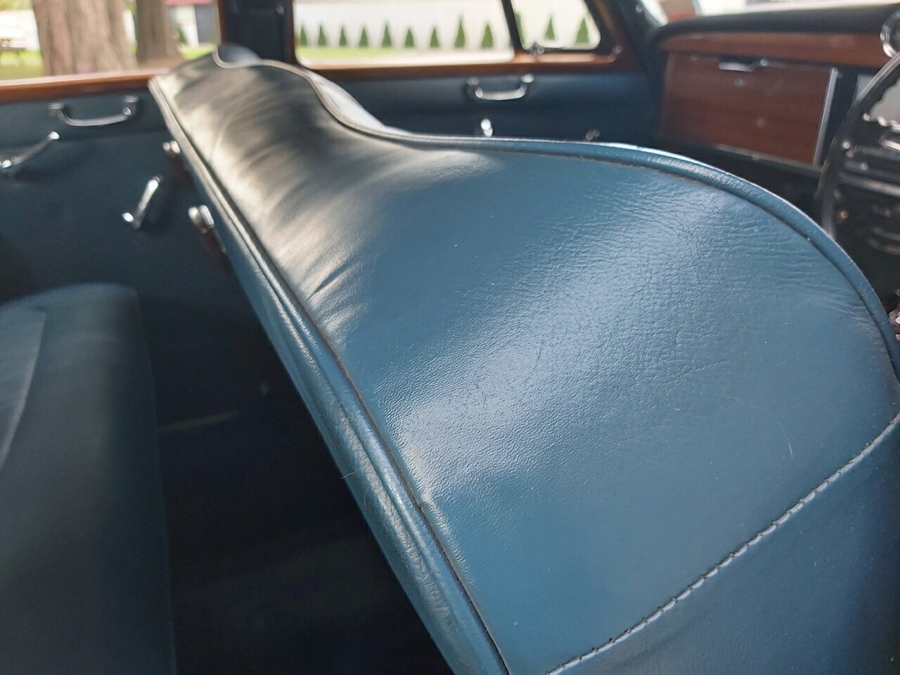 1964 ROVER P4 110 4 SP MANUAL 4D SEDAN