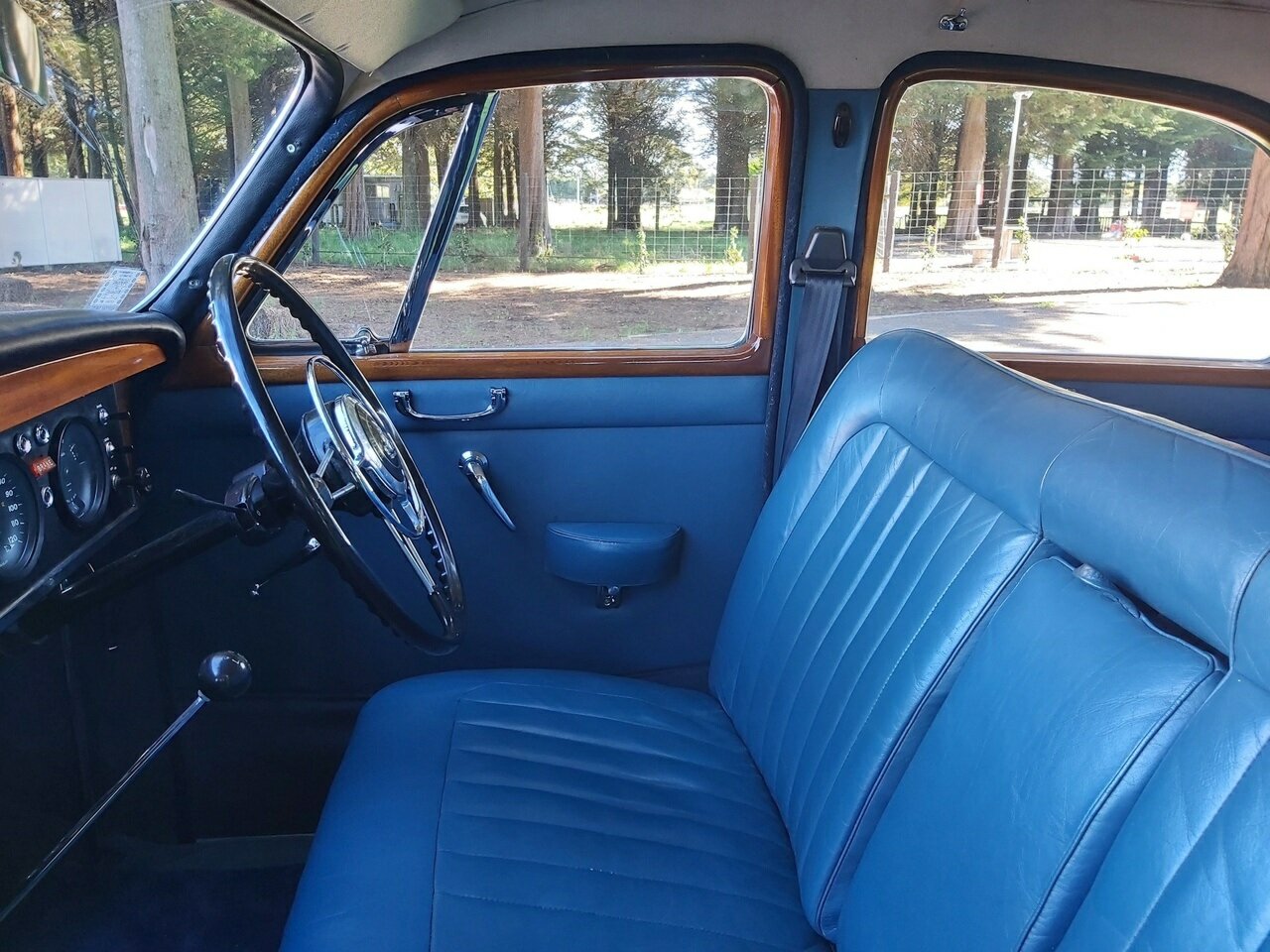 1964 ROVER P4 110 4 SP MANUAL 4D SEDAN
