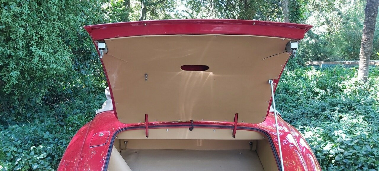 1958 JAGUAR XK150 4 SP MANUAL 2D CONVERTIBLE