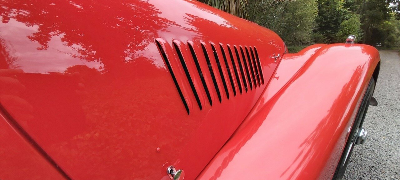 1970 MORGAN 4/4 1600 4 SP MANUAL 2D ROADSTER
