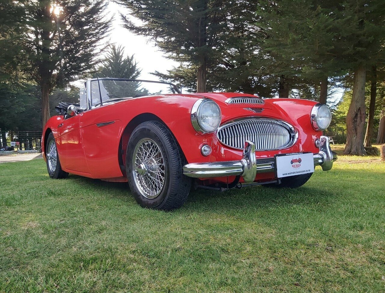 1963 AUSTIN HEALEY 3000 MK II BJ7 4 SP MAN + OVERDRIVE 2D CABRIOLET