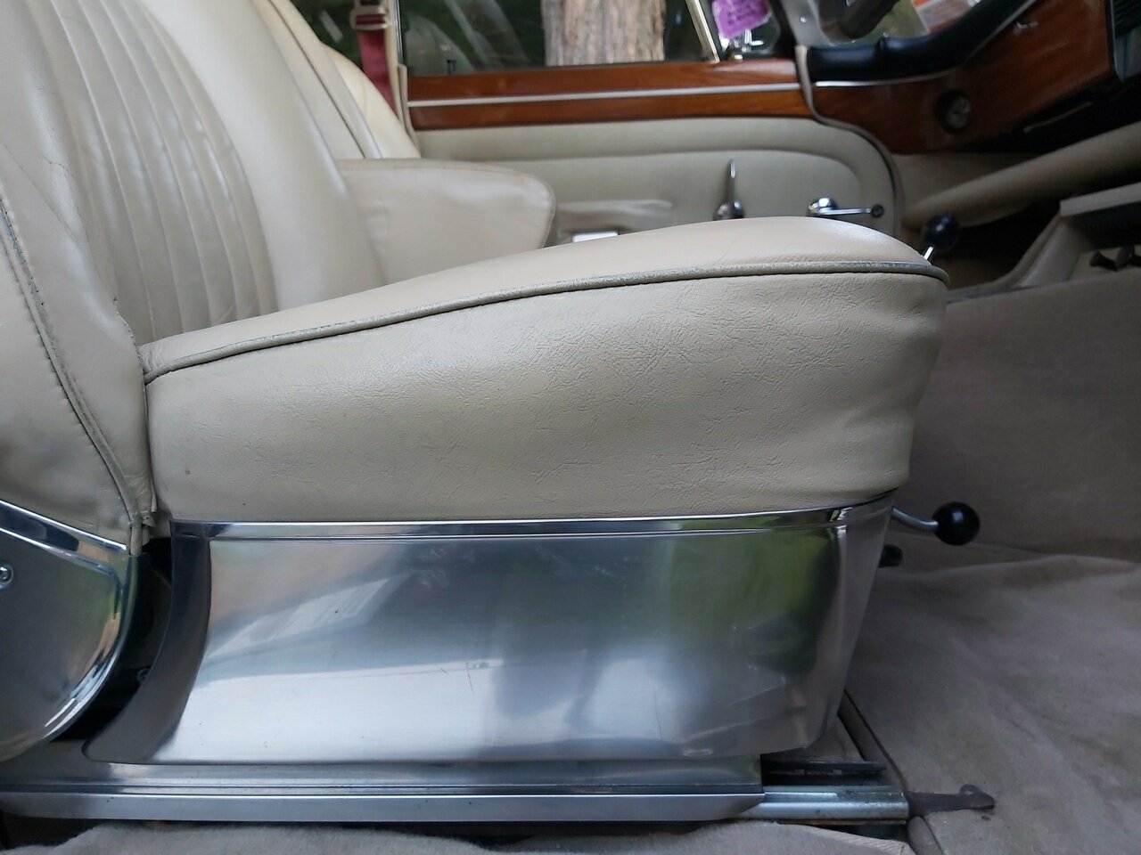 1969 ROVER P5B 3 SP AUTOMATIC 4D COUPE