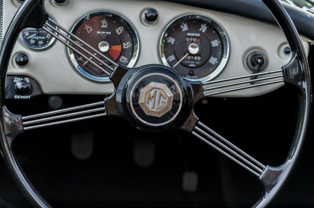 1957 MG A MK I MANUAL 2D CABRIOLET