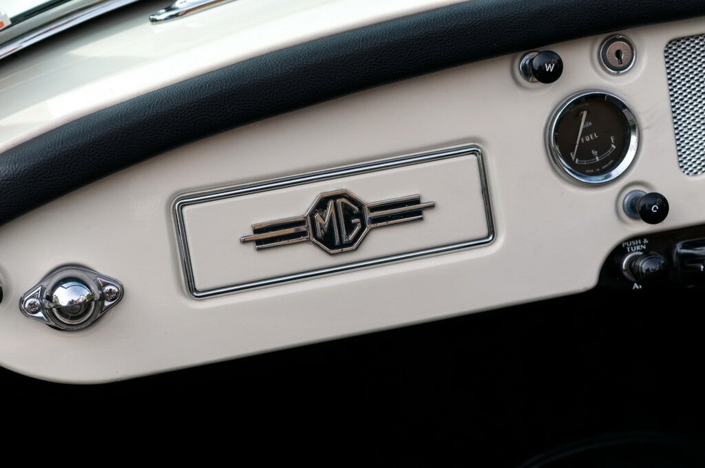1957 MG A MK I MANUAL 2D CABRIOLET