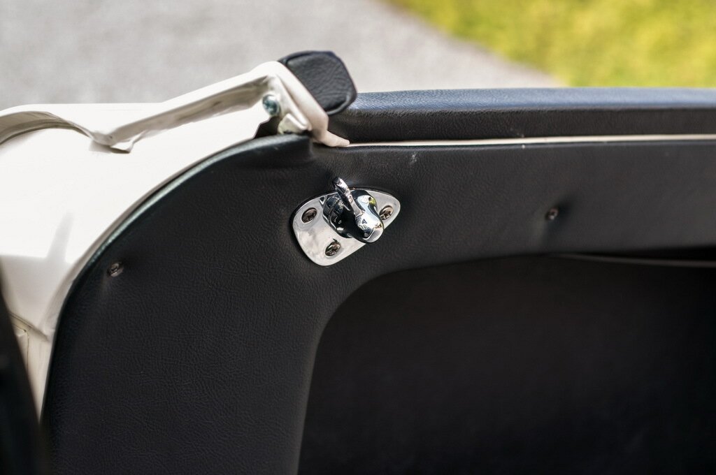 1957 MG A MK I MANUAL 2D CABRIOLET