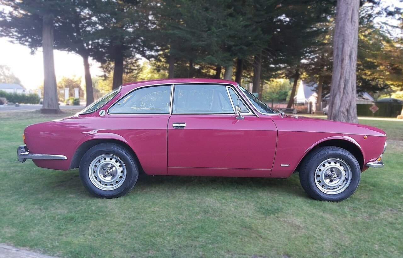 1974 ALFA ROMEO GTV 2000 5 SP MANUAL 2D COUPE