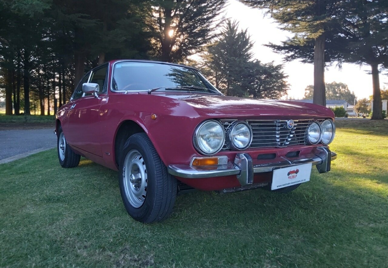 1974 ALFA ROMEO GTV 2000 5 SP MANUAL 2D COUPE