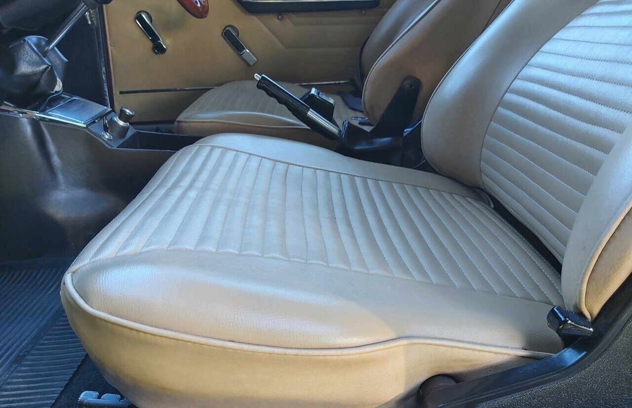 1974 ALFA ROMEO GTV 2000 5 SP MANUAL 2D COUPE