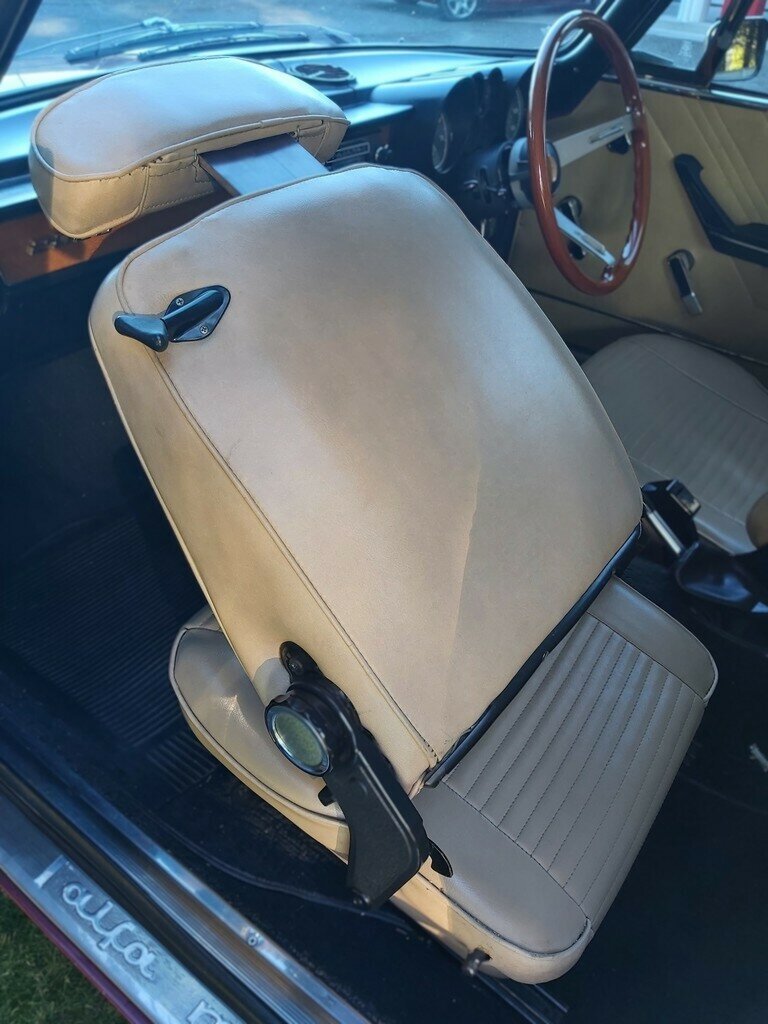 1974 ALFA ROMEO GTV 2000 5 SP MANUAL 2D COUPE