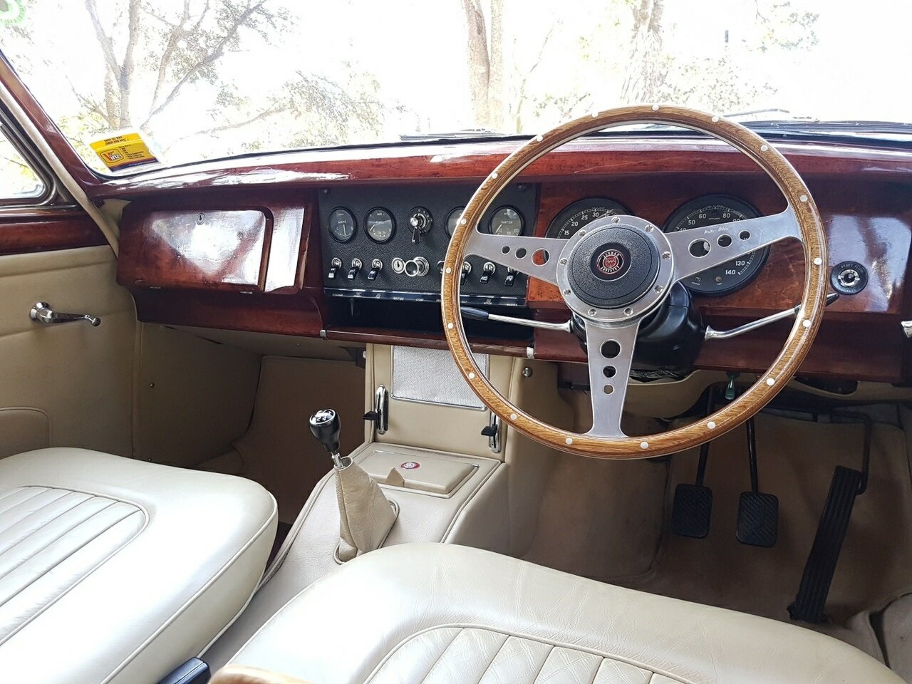 1963 JAGUAR MK II 3.4 4 SP MAN + OVERDRIVE 4D SEDAN