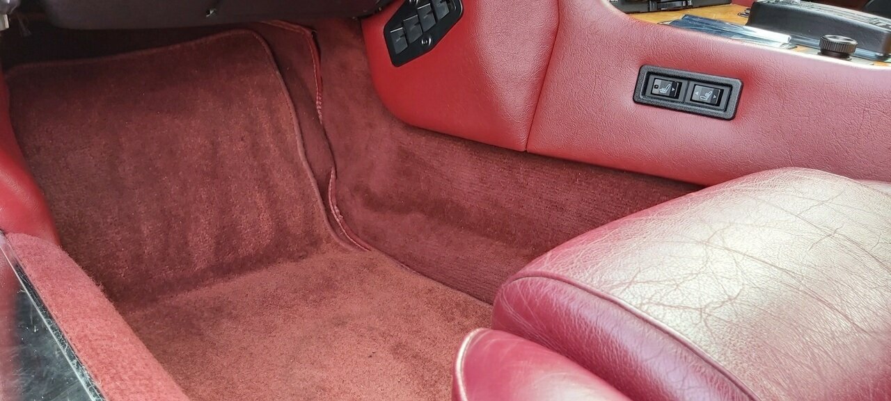 1988 JAGUAR XJS AUTOMATIC 2D COUPE