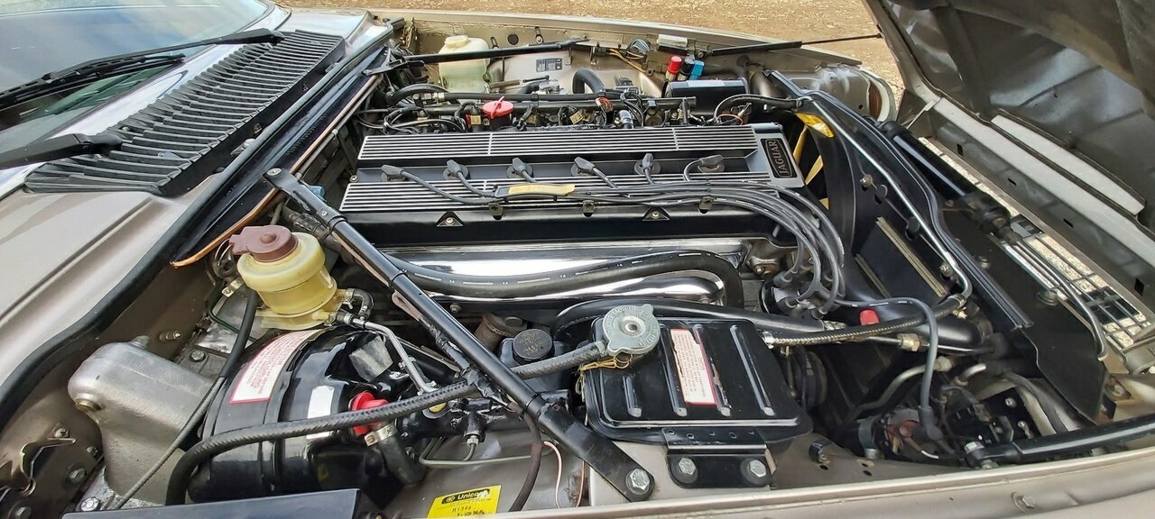 1988 JAGUAR XJS AUTOMATIC 2D COUPE