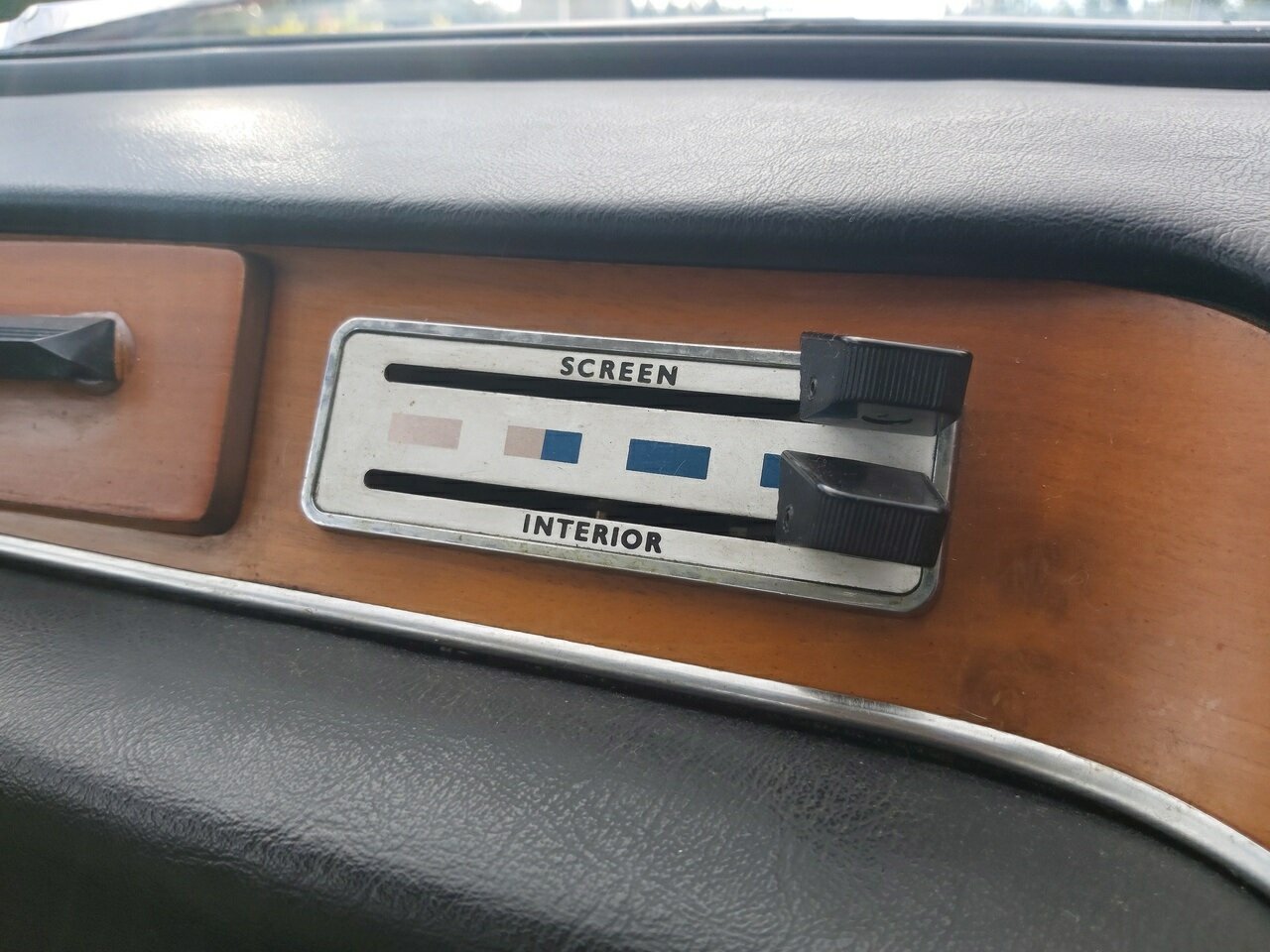1966 TRIUMPH 2000 MK I 4 SP MANUAL 4D SEDAN