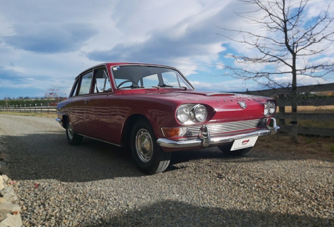 1966 TRIUMPH 2000 MK I 4 SP MANUAL 4D SEDAN
