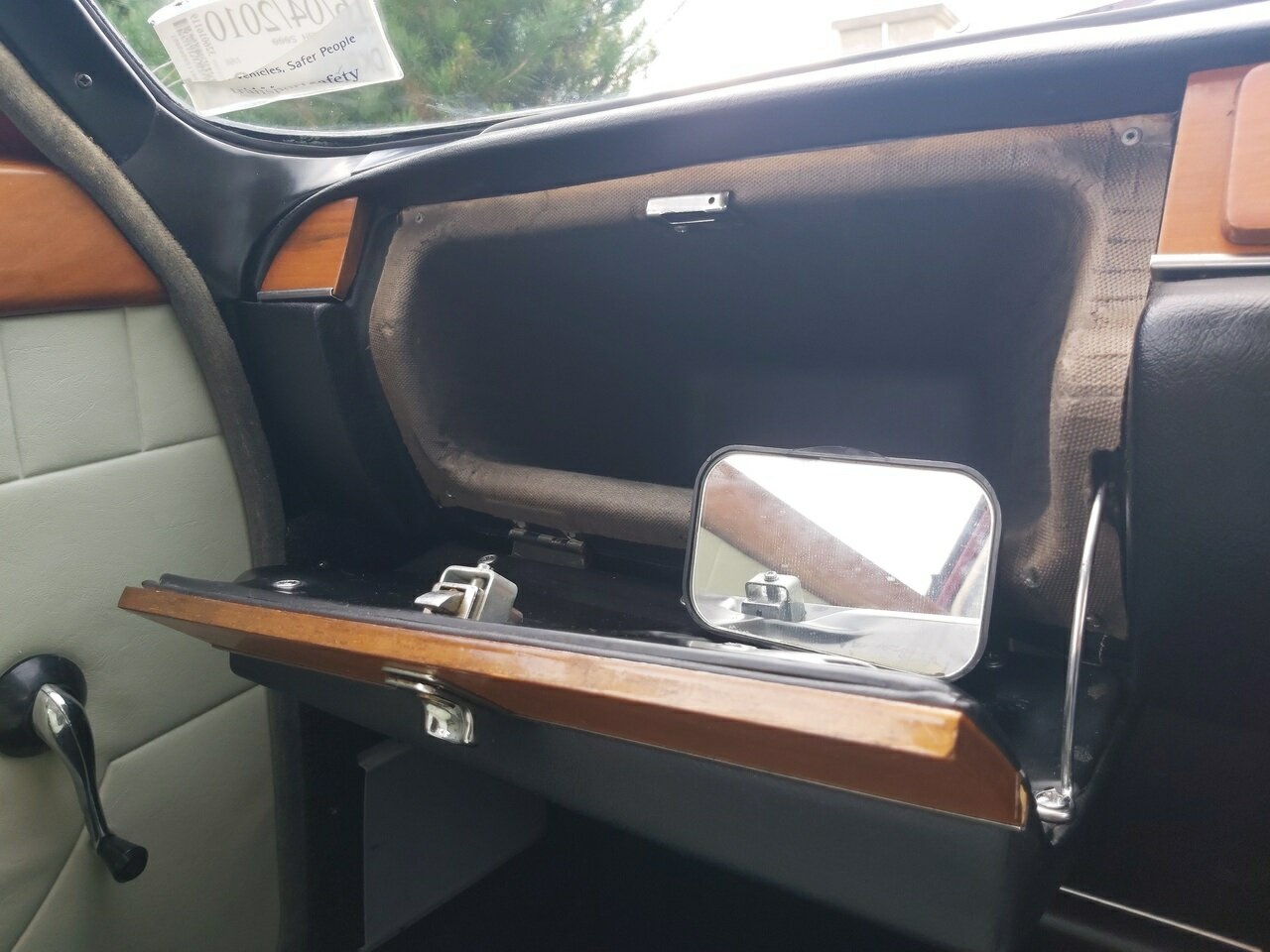 1966 TRIUMPH 2000 MK I 4 SP MANUAL 4D SEDAN