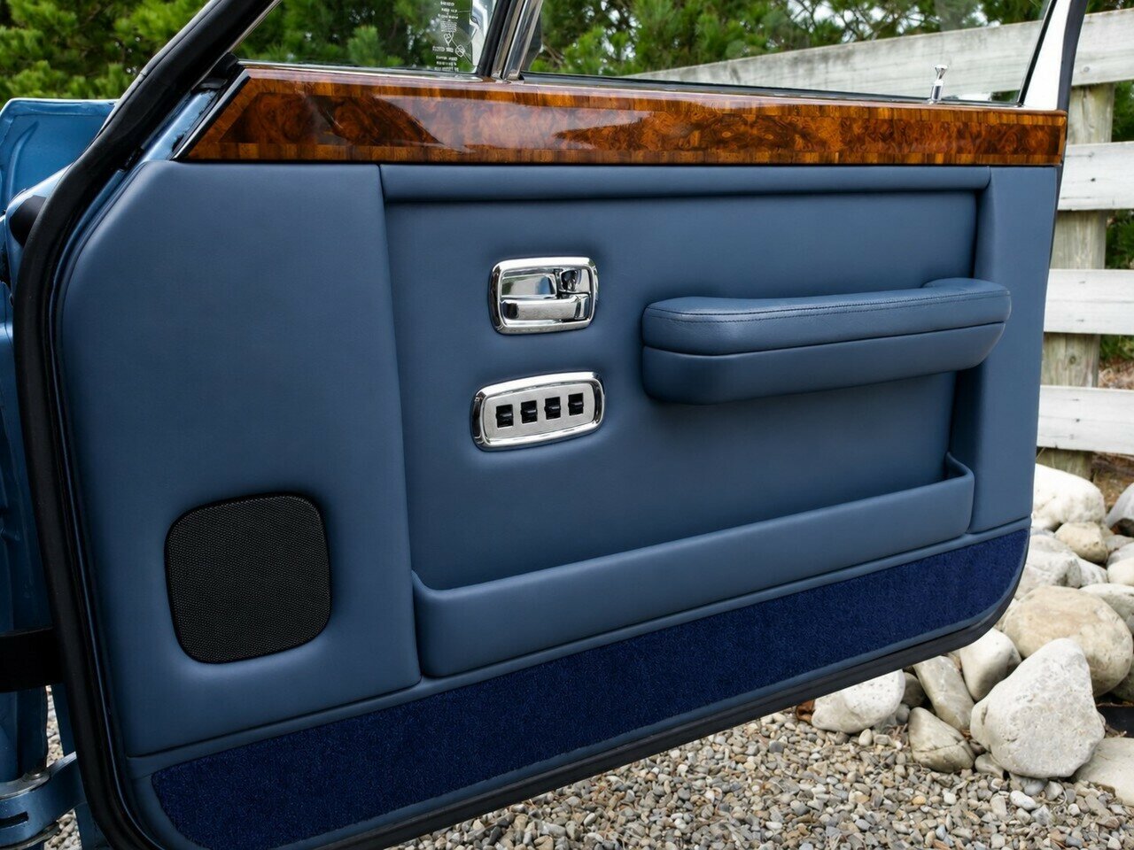 1986 ROLLS-ROYCE SILVER SPIRIT 3 SP AUTOMATIC 4D SEDAN