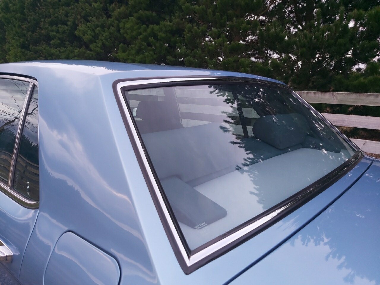 1986 ROLLS-ROYCE SILVER SPIRIT 3 SP AUTOMATIC 4D SEDAN