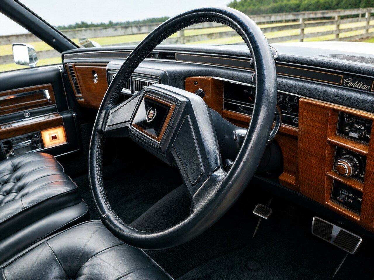 1987 CADILLAC FLEETWOOD BROUGHAM d'ELEGANCE AUTOMATIC 4D SEDAN