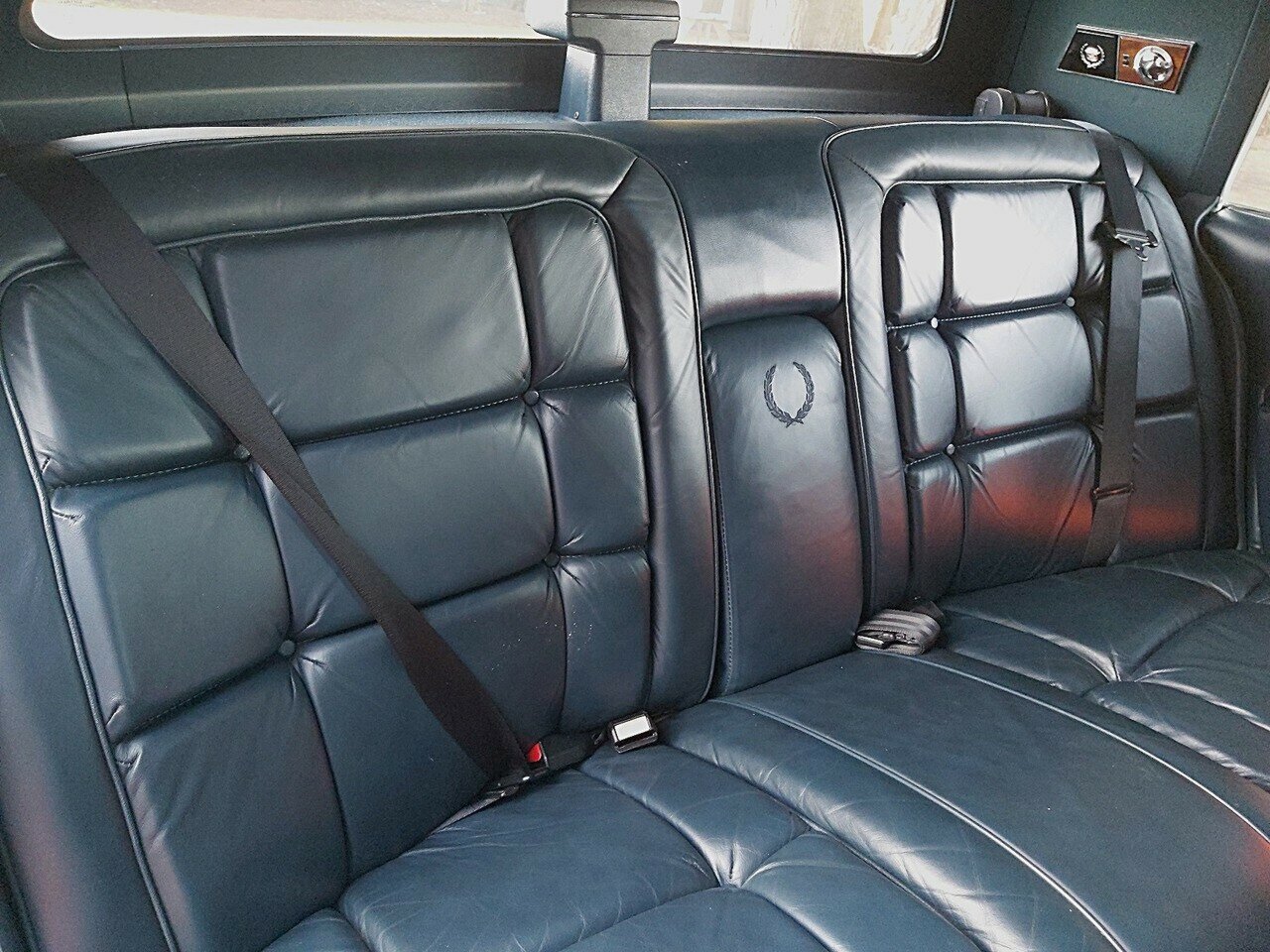 1986 CADILLAC FLEETWOOD BROUGHAM 4 SP AUTOMATIC SEDAN