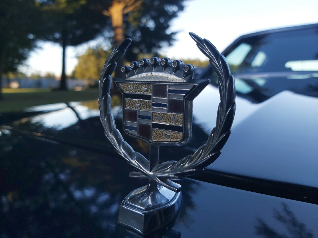1986 CADILLAC FLEETWOOD BROUGHAM 4 SP AUTOMATIC SEDAN