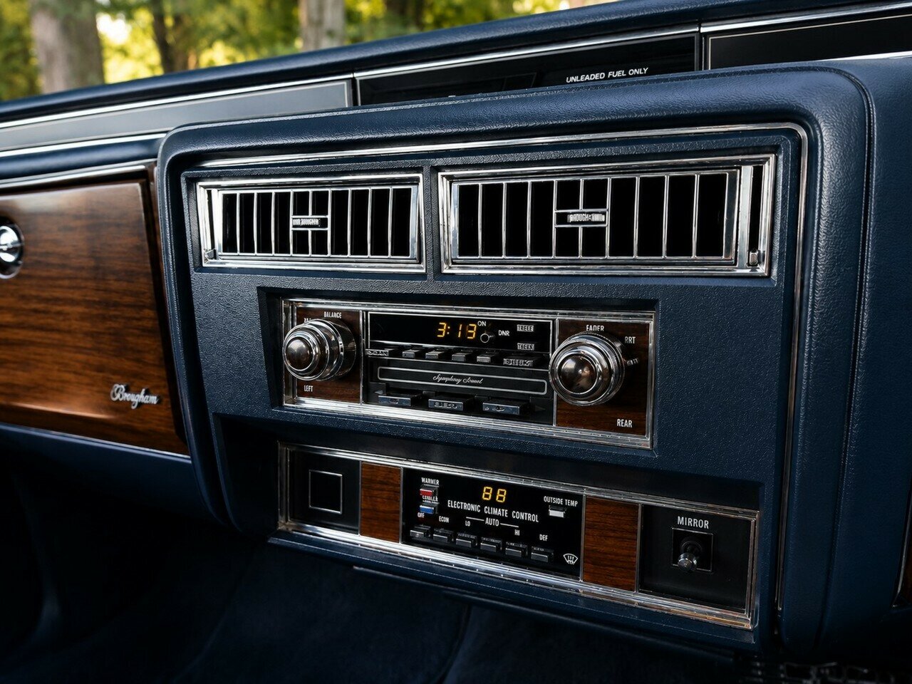 1986 CADILLAC FLEETWOOD BROUGHAM 4 SP AUTOMATIC SEDAN