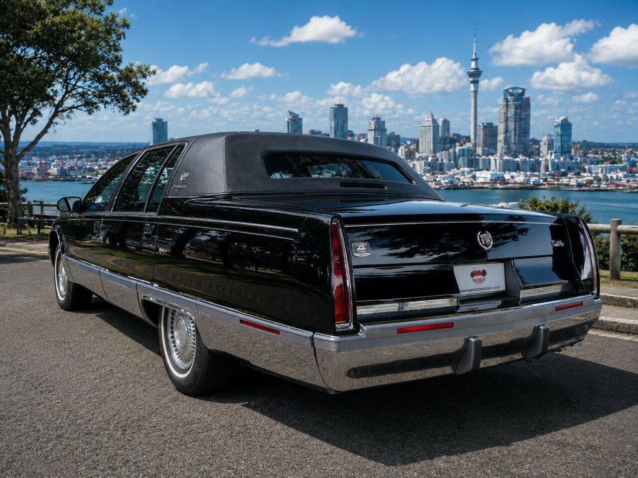 1996 CADILLAC FLEETWOOD BROUGHAM CONNOISEUR 4 SP AUTOMATIC 4D SEDAN