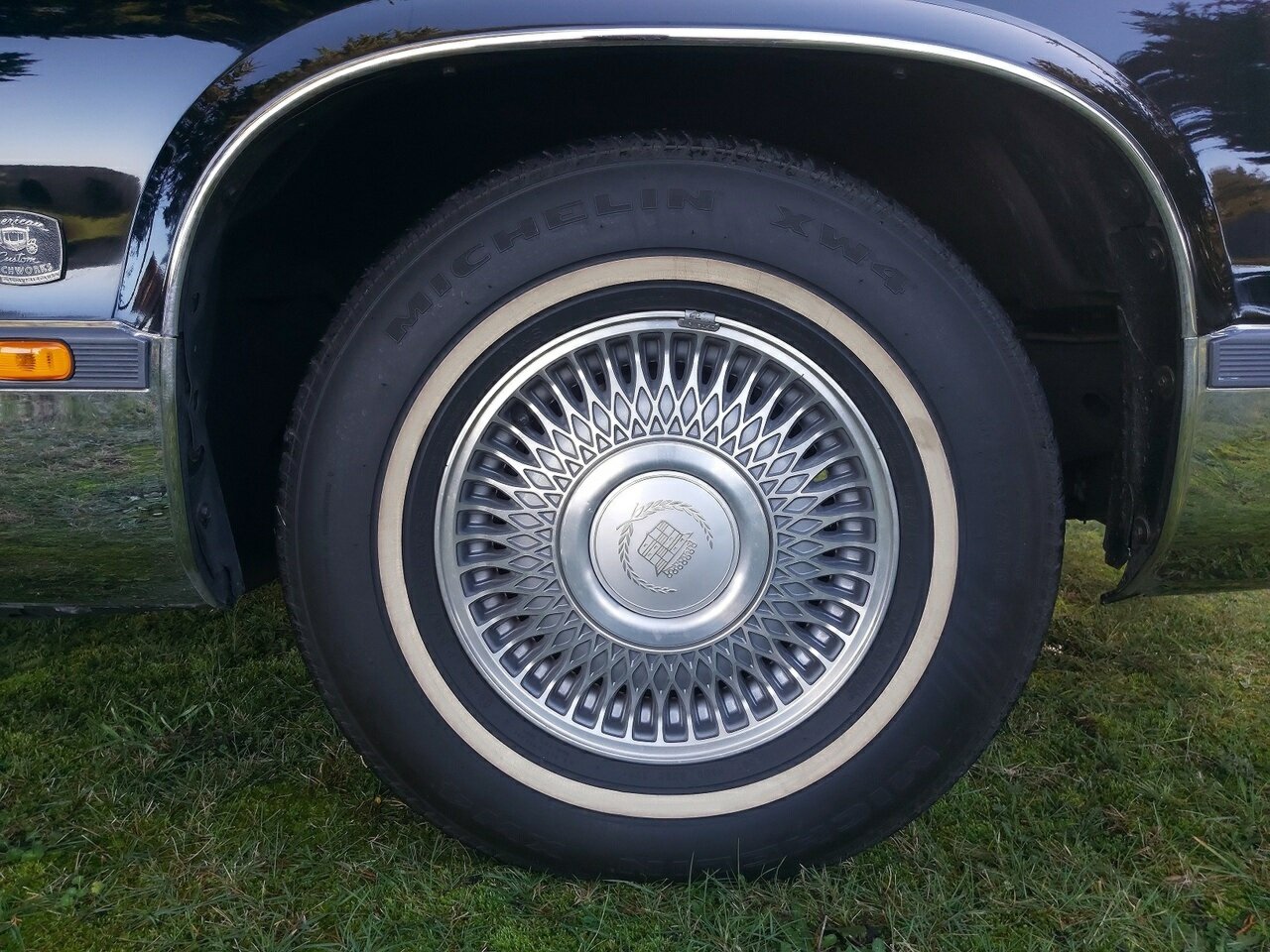 1996 CADILLAC FLEETWOOD BROUGHAM CONNOISEUR 4 SP AUTOMATIC 4D SEDAN