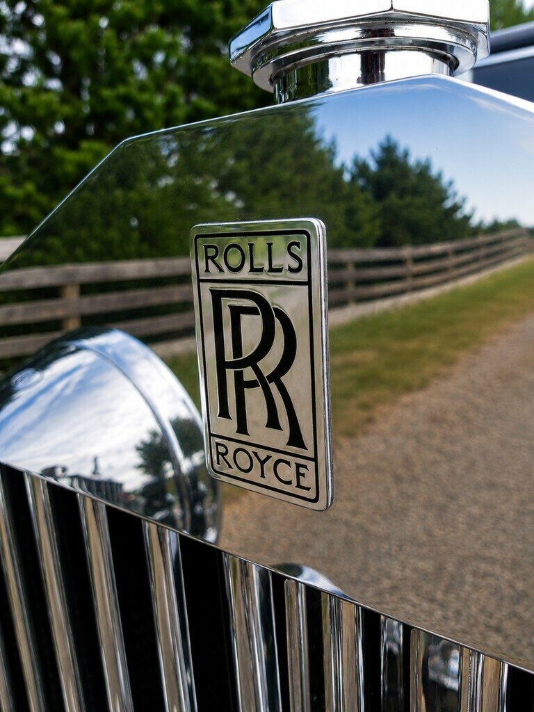 1934 ROLLS-ROYCE 20/25 4 SP MANUAL SEDAN
