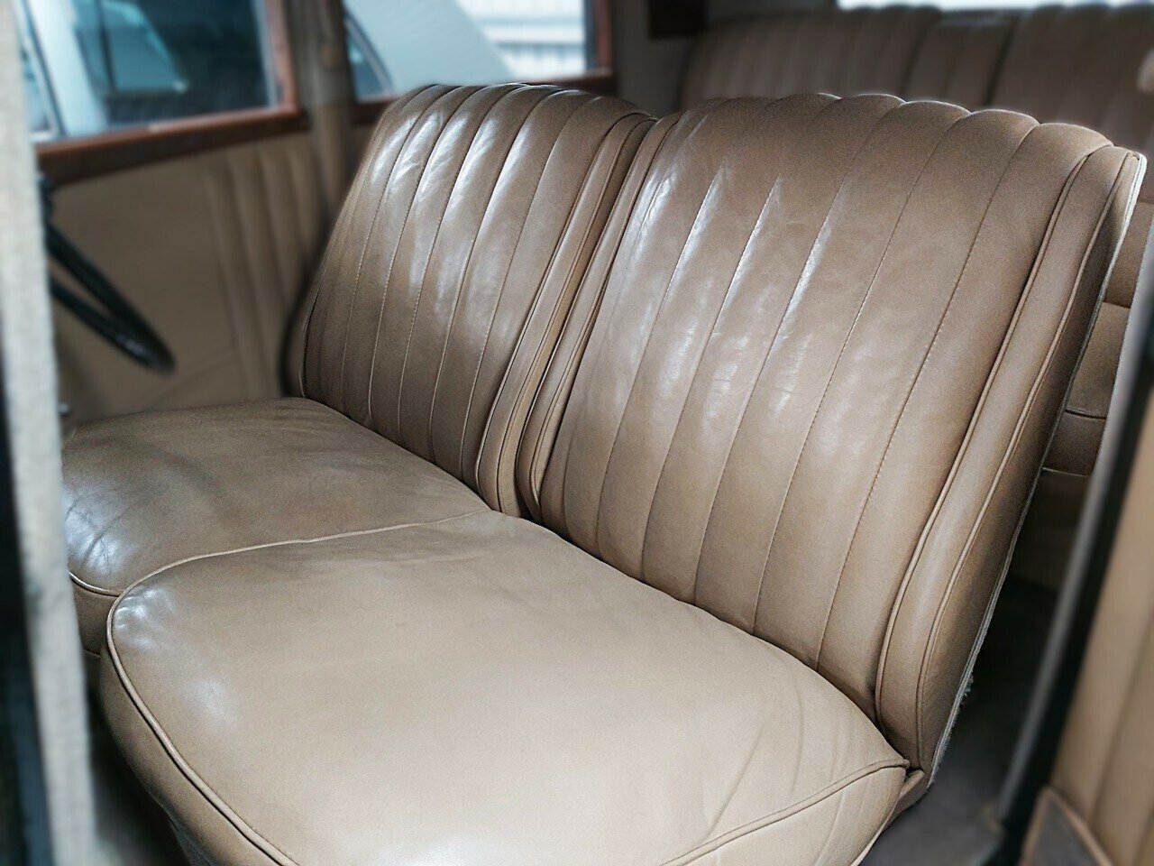 1934 ROLLS-ROYCE 20/25 MANUAL SEDAN