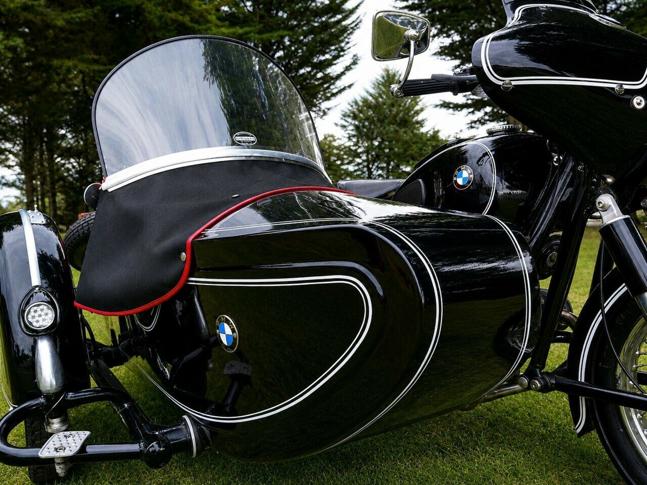 1961 BMW R60 ROAD & STEIB SIDECAR