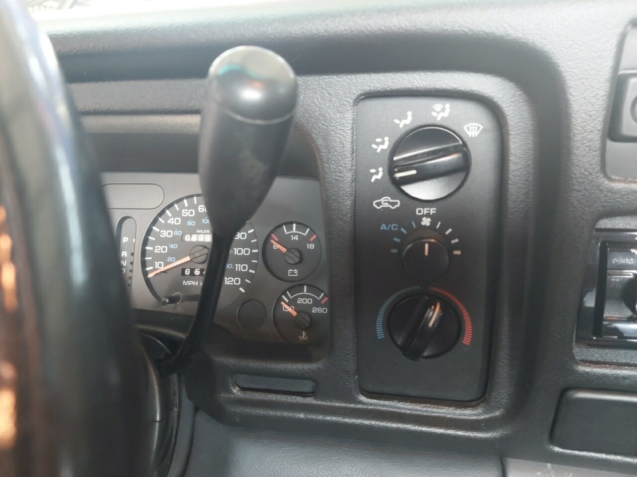 1996 DODGE RAM 1500 INDY 500 SPECIAL EDITION AUTOMATIC SINGLE CAB UTILITY