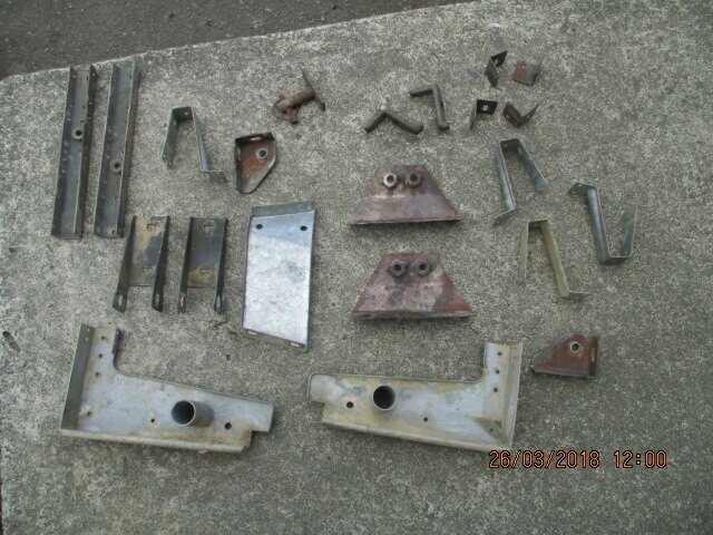 1979 LAND ROVER (4x4) LWB 1240KG 4 SP MANUAL 4X4 TRAY