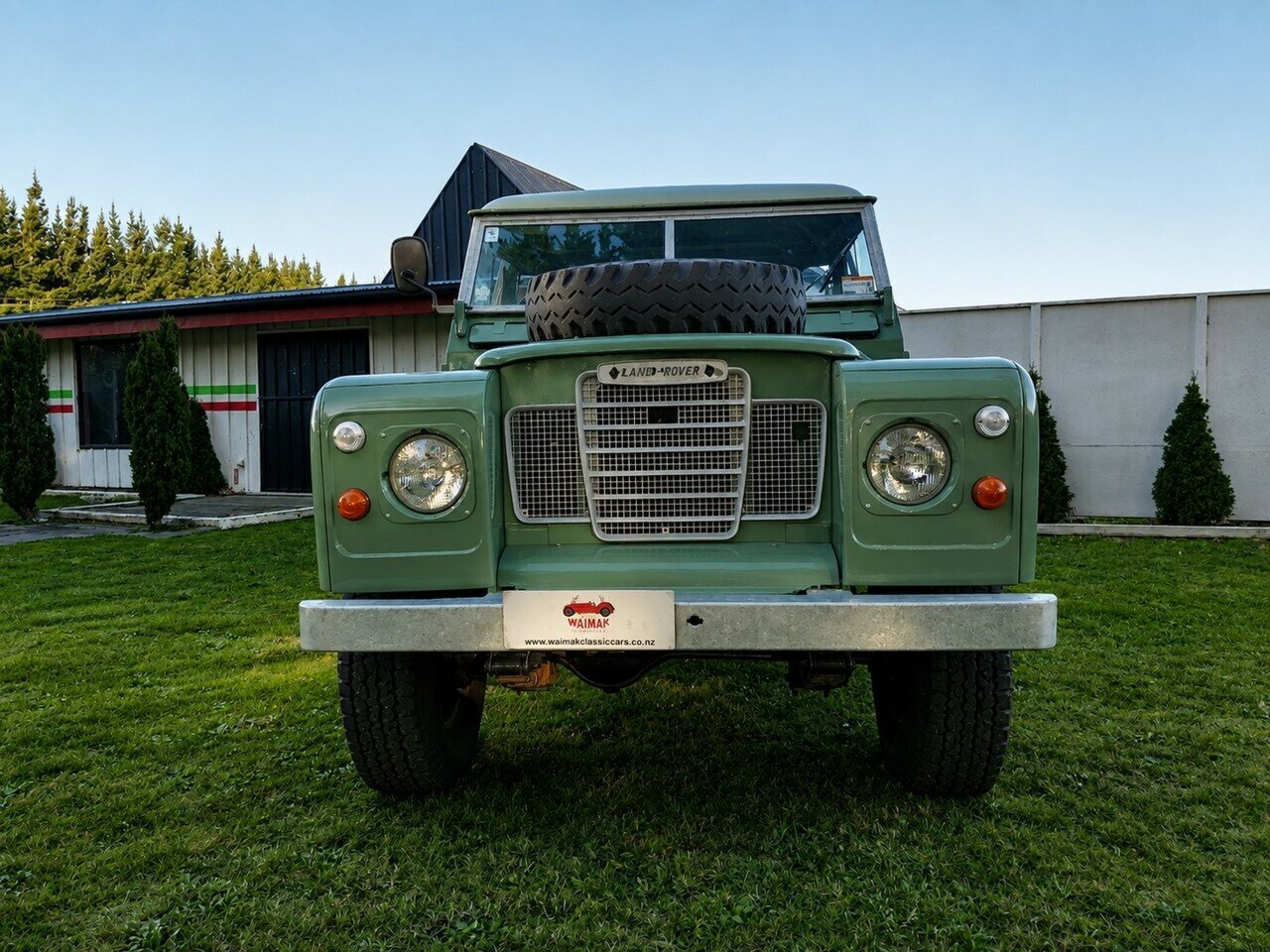 1979 LAND ROVER (4x4) LWB 1240KG 4 SP MANUAL 4X4 TRAY