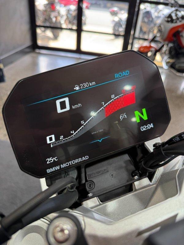 2025 BMW R 1300 R ROAD