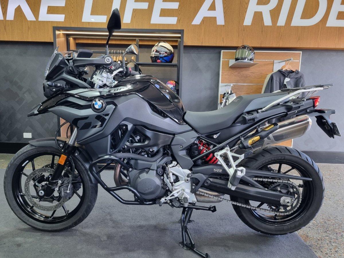 2025 BMW F 800 GS TRIPLE BLACK DUAL SPORTS