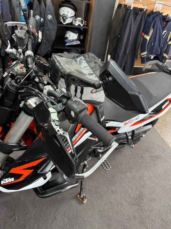 2022 KTM 890 ADVENTURE R DUAL SPORTS