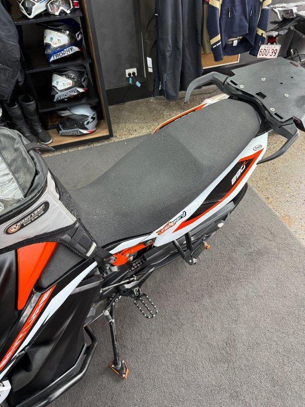 2022 KTM 890 ADVENTURE R DUAL SPORTS