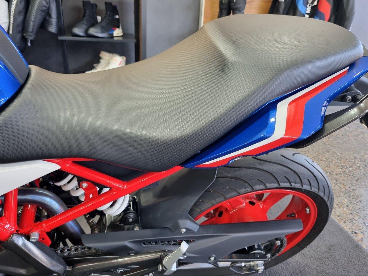 2026 BMW G 310 R SPORTS