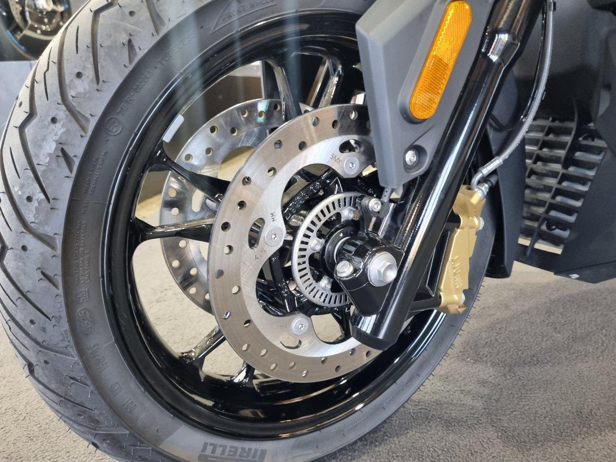 2026 BMW C 400 X ION SCOOTER
