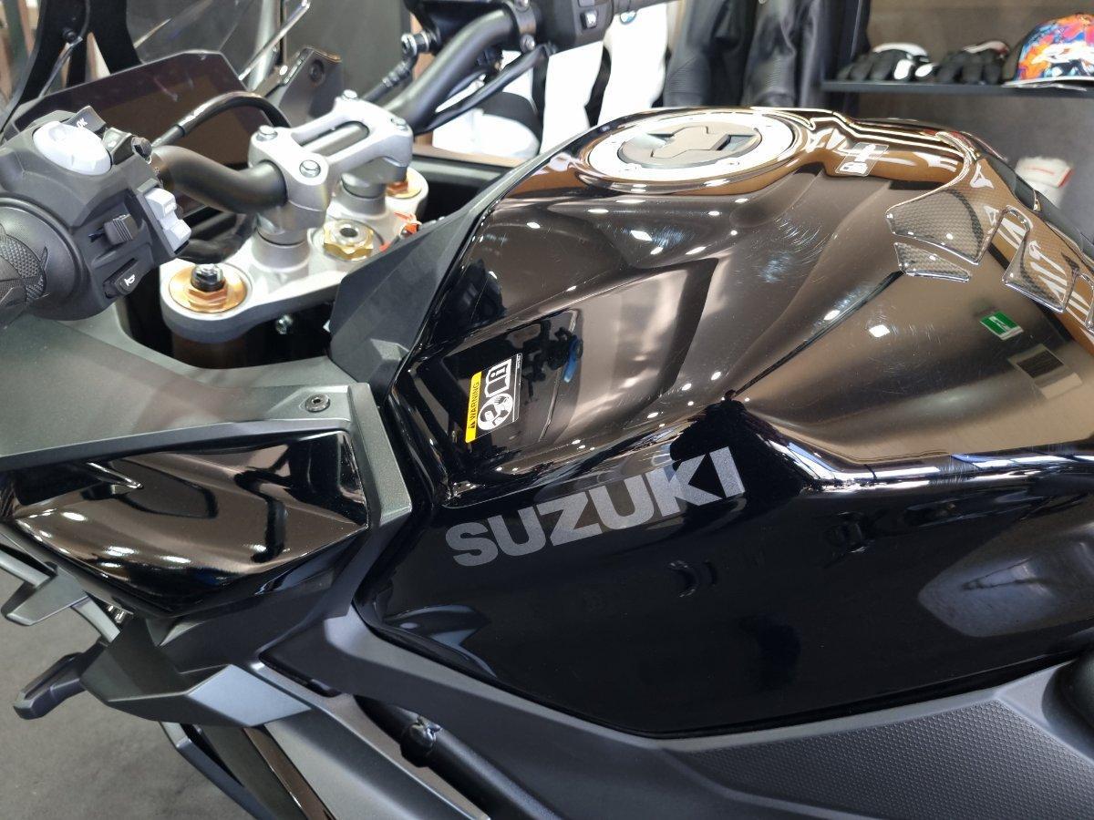 2024 SUZUKI GSX-S1000GT ROAD