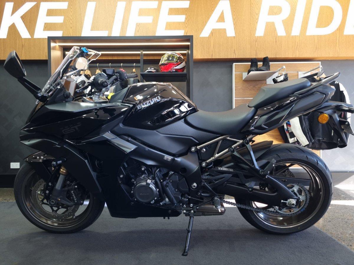 2024 SUZUKI GSX-S1000GT ROAD
