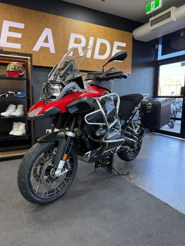 2018 BMW R1200 GS ADVENTURE DUAL SPORTS