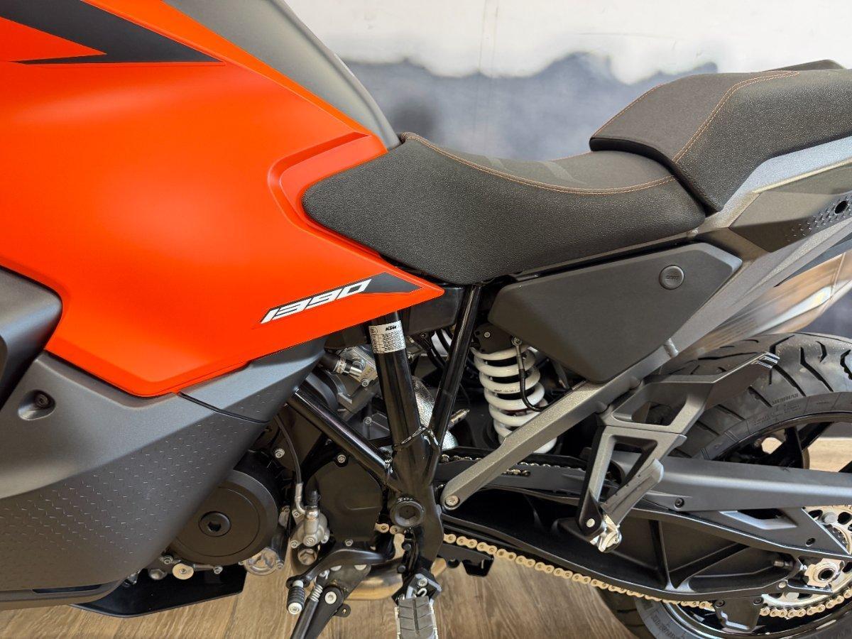 2026 KTM 1390 SUPER ADVENTURE S DUAL SPORTS