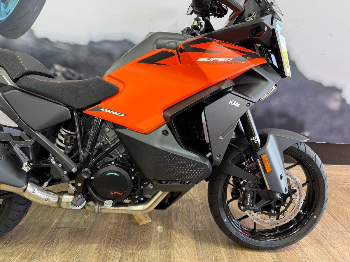 2026 KTM 1390 SUPER ADVENTURE S DUAL SPORTS