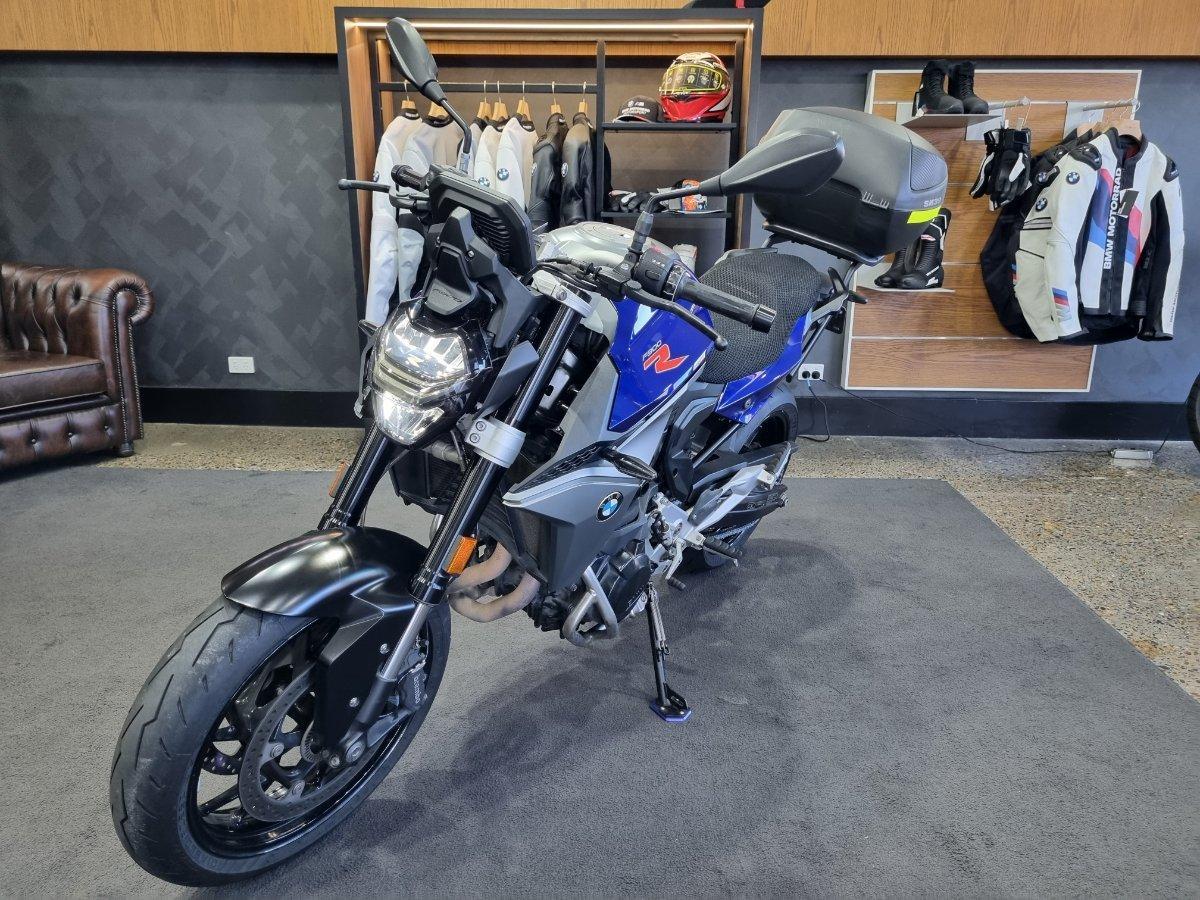 2021 BMW F 900 R ROAD