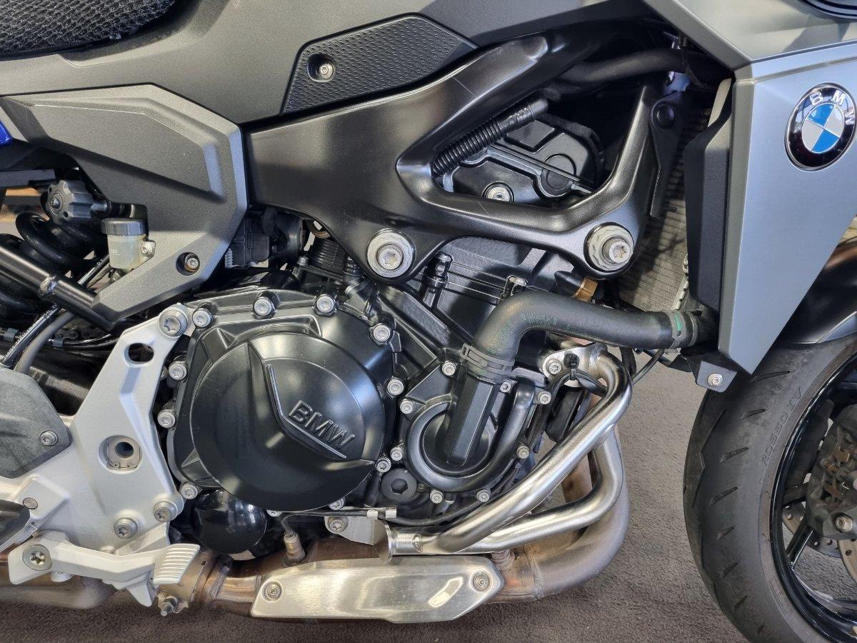 2021 BMW F 900 R ROAD