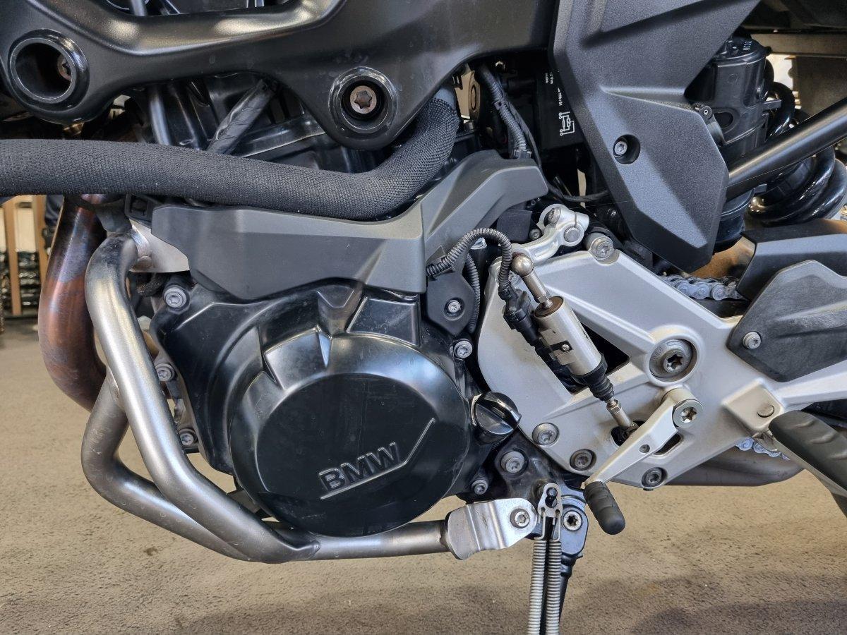 2021 BMW F 900 R ROAD